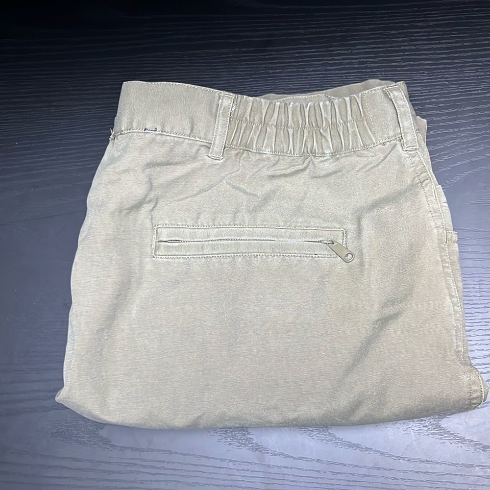 Cabelas Mens Large Cotton Gray Hiking Shorts